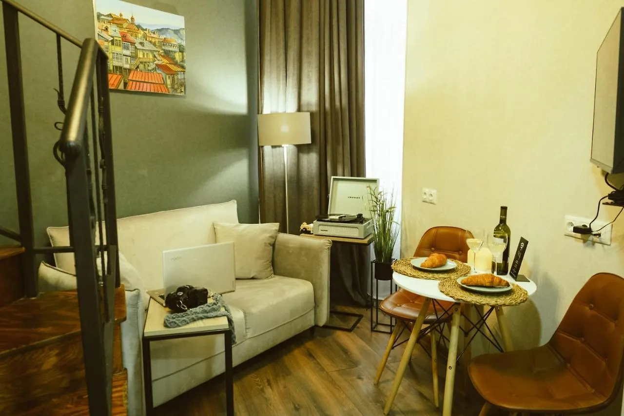 Luxury Duplex Suites - City Center تبليسي شقة